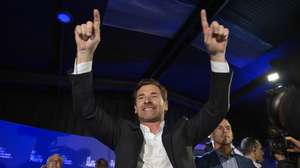 epa11305973 The new president of FC Porto, Andre Villas-Boas, reacts as he speaks to journalists and supporters after the results of the elections for the club&#039;s governing bodies were announced, at his campaign headquarters in Porto, Portugal, 27 April 2024. Former FC Porto coach Andre Villas-Boas is about to become the 34th president in the club&#039;s history, breaking Pinto da Costa&#039;s reign of more than four decades, following the highest participating election, with more than 26,000 voters.  EPA/FERNANDO VELUDO