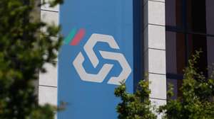 Logotipo da Caixa Geral de Depósitos no edificio em Lisboa, 01 de julho de 2024. TIAGO PETINGA/LUSA