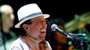 epa02813605 Brazilian pianist, composer and producer Sergio Mendes performs live at the RaM Colosseum in Budapest, Hungary, 07 July 2011.  EPA/PETER KOLLANYI HUNGARY OUT