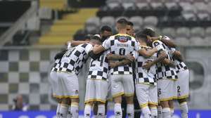 O jogador do Boavista momentos antes do jogo da Primeira Liga de Futebol entre o Boavista e o Estoril Praia, realizado no Estádio do Bessa, no Porto, 31 de agosto de 2024. MANUEL FERNANDO ARAÚJO/LUSA