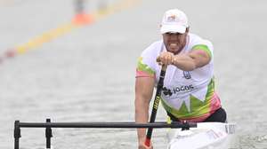 epa10624790 First placed Norberto Mourao of Portugal compete in the VL2 category of the men's para canoe final at the ICF Canoe and Kayak Sprint World Cup in Szeged, southern Hungary, 13 May 2023.  EPA/Tamas Kovacs HUNGARY OUT