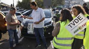 Manifestação de motoristas de TVDE que reivindicam melhores tarifas, selo holográfico e a revisão da lei que regula o setor TVDE, esta manhã em Lisboa, 23 de setembro de 2024 MIGUEL A. LOPES/LUSA