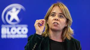 A deputada do Parlamento Europeu do Bloco de Esquerda (BE), Catarina Martins, durante a intervenção no almoço-comício que antecede o início das Jornadas Parlamentares da partido, que decorrem de 27 a 28 de janeiro, em Coimbra, 26 de janeiro de 2025. PAULO NOVAIS/LUSA