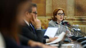 A ministra do Ambiente e Energia, Maria da Graça Carvalho, intervém durante a sua audição perante a Comissão de Ambiente e Energia, na Assembleia da República, em Lisboa, 05 de março de 2025. ANTÓNIO PEDRO SANTOS/LUSA