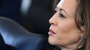 epa11839433 Former US Vice President Kamala Harris listens as President Donald Trump speaks after being sworn in as the 47th President in the US Capitol Rotunda in Washington, DC, USA, 20 January 2025.  EPA/SAUL LOEB / POOL