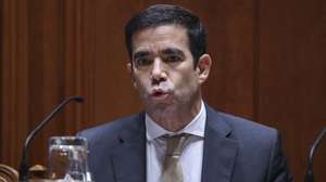 O ministro da Presidência António Leitão Amaro ouvido na Comissão de Orçamento, Finanças e Administração Publica no âmbito da apreciação na especialidade da proposta de Orçamento de Estado para 2026,  Assembleia da República, 29 de outubro de 2025. MIGUEL A. LOPES/LUSA