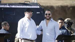 epa12649902 Costa Rican President Rodrigo Chaves (L) and Salvadoran President Nayib Bukele greet each other during an event in San Rafael, Costa Rica, 14 January 2026. Chaves and Bukele laid the first stone of a large prison inspired by the Salvadoran model, amid rising homicide rates and organized crime in Costa Rica.  EPA/JEFFREY ARGUEDAS