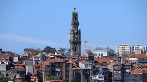 Torre dos Clérigos no centro histórico do Porto, 20 de março de 2024. ESTELA SILVA/LUSA