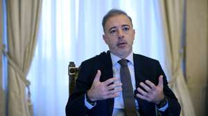 Pedro Duarte, presidente da Câmara Municipal do Porto, em entrevista no âmbito dos 100 dias de mandato, data que se cumpre no próximo dia 13, Porto, 10 de fevereiro de 2026.  (ACOMPANHA TEXTO DE 12 FEVEREIRO 2026) ESTELA SILVA/LUSA