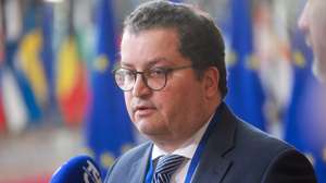 epa12807166 Portuguese Finance Minister Joaquim Miranda Sarmento speaks to the media at a Eurogroup finance ministers meeting in Brussels, Belgium, 09 March 2026. Ministers were to discuss macroeconomic developments in the euro area, assess the Belgian draft budgetary plan for 2026, and discuss energy prices and the potential impact of Middle East tensions on the euro area economy.  EPA/OLIVIER HOSLET
