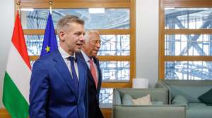epa12922096 European Council President Antonio Costa (R) meets with Hungarian Prime Minister-elect Peter Magyar during Magyar’s first visit to the European institutions since Hungary’s recent elections, in Brussels, Belgium, 29 April 2026.  EPA/OLIVIER MATTHYS
