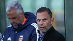 O treinador do Rio Ave, Sotiris Silaidopoulos, durante o jogo da I Liga de futebol contra o Gil Vicente, realizado no Estádio do Rio Ave, 3 de maio de 2026. MANUEL FERNANDO ARAÚJO/LUSA