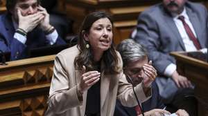 A deputada da IL, Mariana Leitão intervém esta tarde no debate parlamentar na Assembleia da República em Lisboa, 28 de maio de 2026.  MIGUEL A. LOPES/LUSA