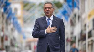 O Presidente da República, António José Seguro, à chegada para a cerimónia de hastear de bandeira que marca o fim das Comemorações do 10 de Junho, Dia de Portugal, de Camões e das Comunidades Portuguesas, em Angra do Heroísmo, Ilha Terceira, Açores, 10 de junho de 2026. JOSÉ SENA GOULÃO/LUSA