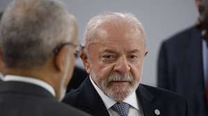 epa13043343 Brazilian President Luiz Inacio Lula da Silva attends a working session at the Hotel Royal during the G7 summit in Evian-les-Bains, France, 17 June 2026. The 52nd G7 Summit takes place in Evian-les-Bains from 15 to 17 June 2026.  EPA/YOAN VALAT