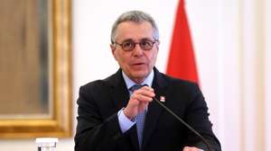 epa12983836 Vice President and Foreign Minister of the Swiss Confederation, Ignazio Cassis speaks to the media after his meeting with the Greek Foreign Minister George Gerapetritis make statements to the press after their meetiing in Athens, Greece, 22 May 2026.  EPA/ALEXANDROS BELTES