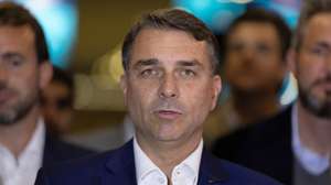 epa13189789 Brazilian presidential candidate Flavio Bolsonaro of the Liberal Party speaks during a meeting with the board of directors of the Federation of Industries of the State of Sao Paulo (FIESP) in Sao Paulo, Brazil, 24 August 2026.  EPA/ISAAC FONTANA