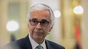 O presidente da Assembleia da República portuguesa, José Pedro Aguiar-Branco, fala aos jornalistas durante o encerramanto da 15.ª sessão intercalar da Assembleia Parlamentar da Comunidade dos Países de Língua Portuguesa (AP-CPLP), Luanda, Angola, 24 de julho de 2026. A ordem de trabalhos, que se estendem até sexta-feira, inclui reuniões das comissões especializadas, da Rede de Mulheres Parlamentares e dos presidentes dos grupos nacionais, além da apreciação de propostas destinadas a reforçar a fiscalização parlamentar, a boa governação e o desenvolvimento sustentável. AMPE ROGÉRIO/LUSA
