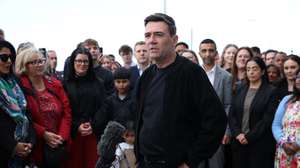 epa13264548 British Prime Minister Andy Burnham speaks to supporters on the eve of the Labour Party Conference in Liverpool, Britain, 26 September 2026. The Labour Party Annual Conference runs from 27 to 30 September 2026. The Women's Conference Day takes place the day before the main conference kicks off.  EPA/ADAM VAUGHAN