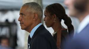 epa13231626 Former US President Barack Obama and former First Lady Michelle Obama arrive at the memorial to commemorate the 25th anniversary of the September 11 terrorist attacks on the World Trade Center at the National 9/11 Memorial and Museum in New York, New York, USA, 11 September 2026. Annual commemorative ceremonies are held at the three main sites of the terror attacks on 11 September 2001.  EPA/Adam Gray / POOL