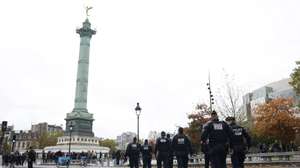 epa13327386 French riot police officers patrol at Place de la Bastille in Paris, France, 24 October 2026. Some 70,000 police officers and security personnel are deployed across France, one week after nationwide protests involving Yellow Vest (Gilets Jaunes) activists, high school and university students, trade unions and other groups demonstrating against rising living costs, fuel prices and deteriorating public services.  EPA/MOHAMMED BADRA