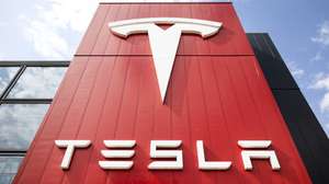 epa12069130 The logo of Tesla on its European headquarters in Amsterdam, the Netherlands, 02 May 2025. Sales of Tesla vehicles in the Netherlands dropped by nearly 74% in April compared with the same month last year, according to data from Dutch automotive industry organizations.  EPA/RAMON VAN FLYMEN
