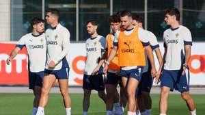 Portugal national team players during a training session ahead of their FIFA World Cup 26 Qualifier match against Hungary on 14 October, Cidade do Futebol near Lisbon, Portugal, 13 October 2025. MANUEL DE ALMEIDA/LUSA