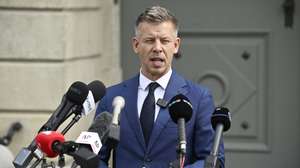 epa12891292 Tisza Party leader and prospective prime minister Peter Magyar speaks to the press before a meeting with the Hungarian president at the Sandor Palace in Budapest, Hungary, 15 April 2026. Tisza Party won a landslide victory in the Hungarian parliamentary elections on 12 April, ending the 16-year rule of Viktor Orban and the Fidesz party.  EPA/ROBERT HEGEDUS HUNGARY OUT