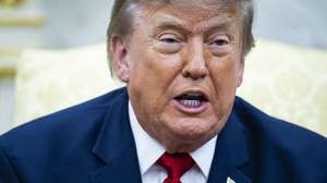 epa13111123 US President Donald Trump speaks with Iraqi Prime Minister Ali al-Zaidi (not pictured) during their meeting in the Oval Office of the White House in Washington, DC, USA, 14 July 2026. This is Ali al-Zaidi's first foreign trip since he took office in May 2026.  EPA/GRAEME SLOAN / POOL