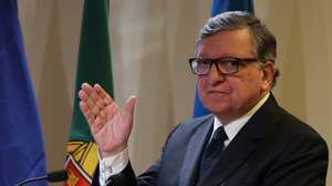 O antigo presidente da Comissão Europeia (2005-2015), José Manuel Durão Barroso, usa da palavra durante a conferência "Adesão da Ucrânia à União Europeia - o que é necessário para um alargamento bem sucedido?" na Fundação Calouste Gulbenkian em Lisboa, 20 de fevereiro de 2024. TIAGO PETINGA/LUSA