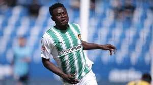 O jogador do Rio Ave, Abdul-Aziz Yakubu, festeja o golo contra o Vizela durante o jogo da 31ª jornada da I Liga de futebol realizado no Estádio Futebol Clube Vizela, 27 de abril de 2024. MANUEL FERNANDO ARAÚJO/LUSA