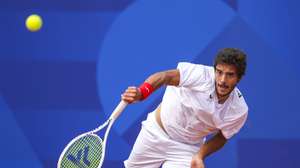 Os tenistas portugueses Francisco Cabral e Nuno Borges, durante a partida dos oitavos de final nos Jogos Olímpicos de Paris 2024 contra os alemães Jan Lennard Struff e Dominik Koepfer, em Paris, França, 30 de julho de 2024. HUGO DELGADO/LUSA