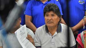 epa11649979 Former Bolivian President Evo Morales (2006-2016) speaks during a press conference in Cochabamba, Bolivia, 08 October 2024. Morales, the leader of the ruling party, assured his followers that he will "win this legal battle" and that there are 200 lawyers willing to defend him "free of charge", after formally receiving a summons to testify in a case of alleged human trafficking and statutory rape.  EPA/JORGE ABREGO