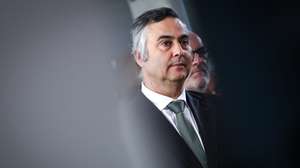 O ministro da Educação, Ciência e Inovação, Fernando Alexandre, durante uma visita à Futurália, em Lisboa, 26 de março de 2025. RODRIGO ANTUNES/LUSA