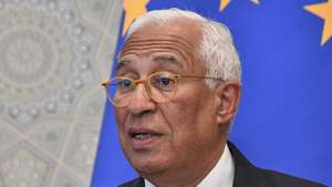 epa12009920 European Council President Antonio Costa addresses a press conference as part of the EU-Central Asia summit in Samarkand, Uzbekistan, 04 April 2025. The first summit between leaders of the EU and five countries of Central Asia was held in Samarkand from 03 to 04 April.  EPA/STRINGER