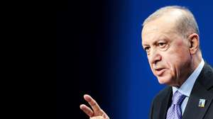 epa12197002 Turkish President Recep Tayyip Erdogan speaks during a press conference after the NATO Summit at the World Forum in The Hague, The Netherlands, 25 June 2025. The Netherlands, for the first time in NATO's history of existence, is hosting a NATO summit.  EPA/RAMON VAN FLYMEN