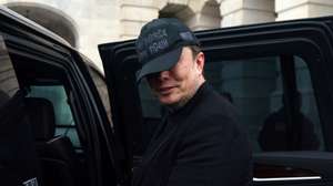 epa12219001 (FILE) - Businessman Elon Musk and his son leave the US Capitol in Washington, DC, USA, 21 May 2025 (re-issued 05 July 2025). Elon Musk on 05 July 2025 in a post on social media platform X (formerly Twitter) said he formed the America Party following the results of a poll he held a day before.  EPA/WILL OLIVER