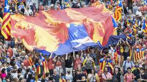 epa12369736 Thousands people demonstrate during the Catalonian National Day (Diada) in Barcelona, Spain, 11 September 2025. The Catalonian national day is the anniversary of the fall of Barcelona during the Succession War in 1714.  EPA/MARTA PEREZ