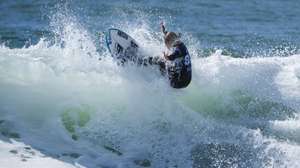 epa11968140 Portuguese surfer Yolanda Hopkins in action during the Meo Rip Curl Pro Portugal surfing event as part of the World Surf League (WSL) World Tour at Supertubos beach in Peniche, Portugal, 16 March 2025.  EPA/CARLOS BARROSO