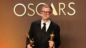 epa12824453  Paul Thomas Anderson, winner of the Best Adapted Screenplay, Best Director and Best Picture Awards for “One Battle After Another” pose in the press room during the the 98th annual Academy Awards ceremony at the Dolby Theatre in Los Angeles, California, USA, 15 March 2026.  EPA/JILL CONNELLY