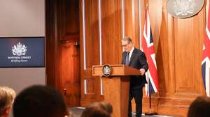epa12864167 British Prime Minister Keir Starmer during a news conference providing an update on the situation in the Middle East, at Downing Street in London, Britain, 01 April 2026.  EPA/BETTY LAURA ZAPATA / POOL