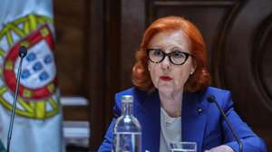 A ministra do Ambiente e Energia, Maria da Graça Carvalho, fala perante a Comissão e Ambiente e Energia, na Assembleia da República em Lisboa, 15 de abril de 2026. TIAGO PETINGA/LUSA