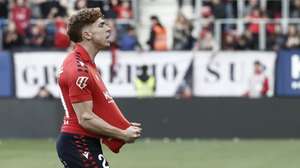 epa12968948 Osasuna's Victor Munoz celebrates after scoring the 1-1 goal during the Spanish LaLiga soccer match between CA Osasuna and RCD Espanyol, in Pamplona, Navarra, Spain, 17 May 2026.  EPA/JESUS DIGES