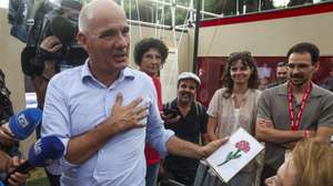 O secretário-geral do Partido Comunista Português (PCP), Paulo Raimundo, durante a visita ao recinto onde durante três dias, decorre a Festa do Avante, que este ano comoemora 50 anos, na Quinta da Atalaia , Amora, Seixal, 04 setembro de 2026. MANUEL DE ALMEIDA/LUSA