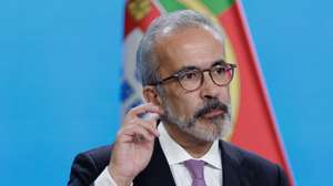 epa13309446 Portuguese Foreign Minister Paulo Rangel gestures during a joint press conference with his German counterpart at the German Foreign Ministry in Berlin, Germany, 16 October 2026. The foreign ministers met for bilateral talks ahead of their joint press appearance.  EPA/CHRISTOPH RUTENKOLK
