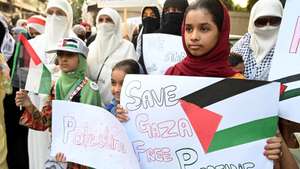 epa13287795 Supporters of the Islamic political party Jamaat-e-Islami (JI) take part in a rally to express solidarity with the Palestinians, in Lahore, Pakistan, 07 October 2026. Pakistanis, including women and children, joined a Gaza solidarity march organized by Jamaat-e-Islami in Lahore, calling for stronger action over Israel's ongoing military campaign and expressing support for Palestinians.  EPA/A. HUSSAIN