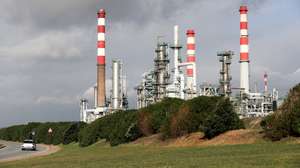 Refinaria da Petrogal em Matosinhos, 30 de dezembro de 2020. Os trabalhadores reúnem-se hoje nas instalações da empresa para participar no plenário convocado para debater o fim da refinação em Matosinhos, anunciada pela Galp, ESTELA SILVA/LUSA
