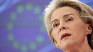 epa10629138 European Commission President Ursula von der Leyen attends a press conference ahead of the G7 Hiroshima Summit, in Brussels, Belgium, 15 May 2023. Leaders of the Group of Seven (G7) will meet in Hiroshima, Japan from 19 to 21 May.  EPA/OLIVIER HOSLET
