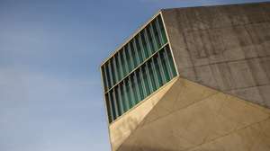 Casa da Música, Porto, 11 de abril de 2025. A Casa da Música  realizou mais de seis mil concertos e acolheu 3,8 milhões de espetadores e participantes, tendo encomendado mais de 300 obras musicais. A construção da Casa da Música, com projeto do arquiteto Rem Koolhaas, iniciou-se em 1999 e a inauguração oficial ocorreu no dia 15 de abril de 2005. (ACOMPANHA TEXTO DE 12 DE ABRIL DE 2025). JOSÉ COELHO/LUSA