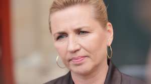 epa12986764 Denmark's acting Prime Minister Mette Frederiksen speaks to reporters after her visit to the King at Amalienborg Palace in Copenhagen, Denmark, 23 May 2026. Acting Prime Minister Frederiksen is once again the royal investigator pointed to form a new Danish government.  EPA/Emil Helms  DENMARK OUT